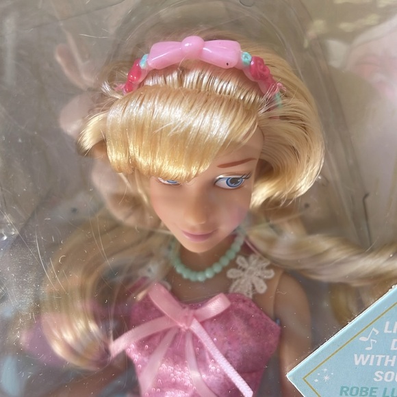 Cinderella✨Light-up dress doll - Picture 4 of 7